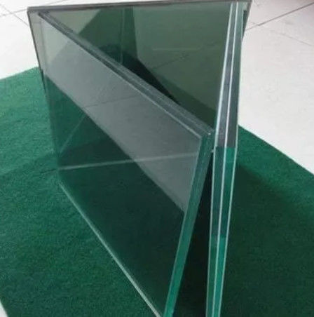 Extra claro templado sobre vidrio laminado 6.38mm con película PVB de color incoloro