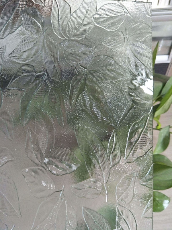 Pantallas de ducha de vidrio para ventanas