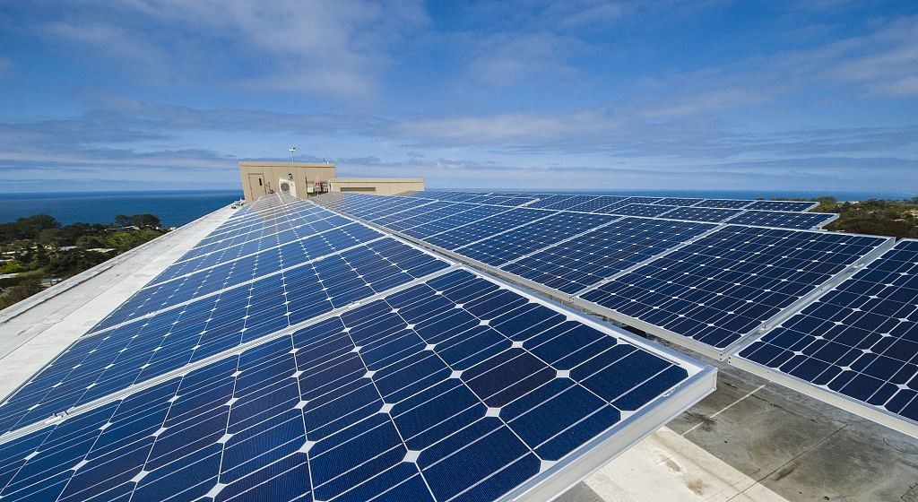 6.8mm 7mm Vidrio fotovoltaico fotovoltaico solar transparente con almacenamiento de alta luz para edificios