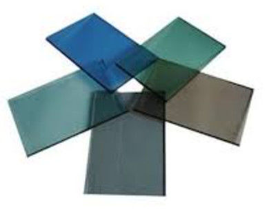 Procesamiento plano de vidrio tintado con color verde oscuro/gris oscuro/azul Ford/bronce, etc.