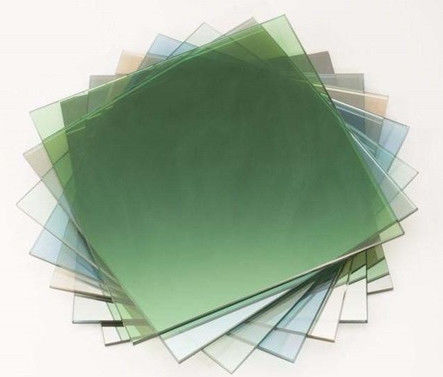 Procesamiento plano de vidrio tintado con color verde oscuro/gris oscuro/azul Ford/bronce, etc.
