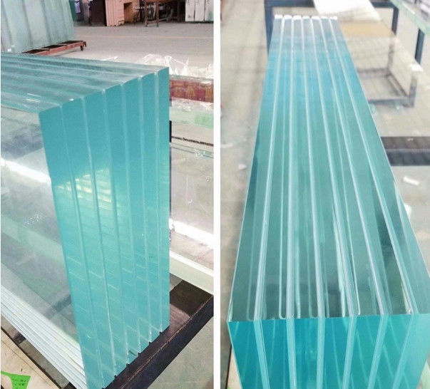 Vidrio laminado flotante moderno usado para ventanas de puertas