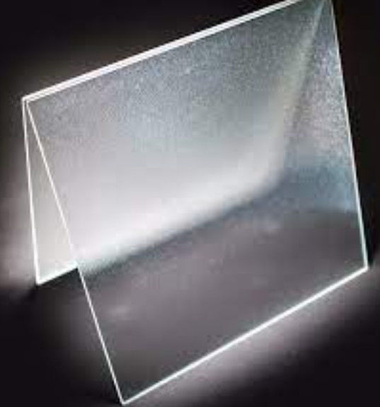 Vidrio de paneles solares fotovoltaicos transparentes personalizados y endurecidos con baja capa de hierro/vidrio anti-oxidación en venta