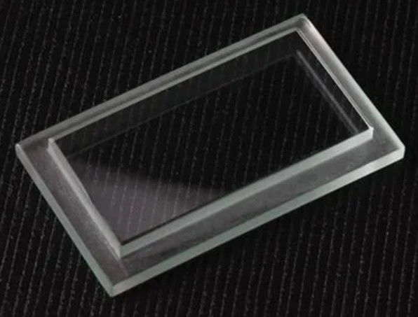 Vidrio ultra claro con esquinas planas y recortes de los mejores fabricantes