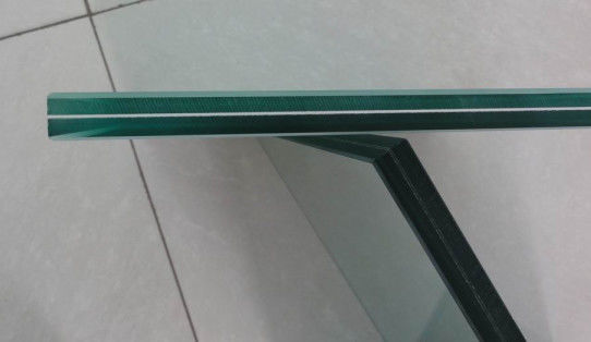 Fabrica de vidrio laminado de colores claros y templados