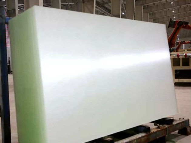 Venta caliente de vidrio solar templado de hierro bajo ultra claro de 3,2 mm-4 mm para paneles solares
