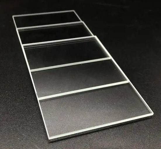 Venta caliente de vidrio solar templado de hierro bajo ultra claro de 3,2 mm-4 mm para paneles solares
