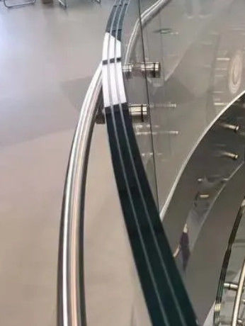 Vidrio laminado templado claro La mejor opción para materiales de construcción fuertes y transparentes